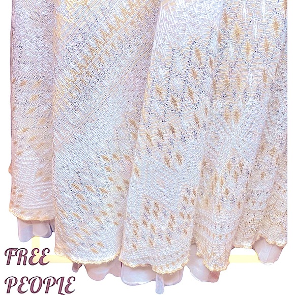 FREE PEOPLE BRAND SIZE LARGE STRAPLESS BOHO CHIC Mini Dress. Strands of color - Picture 8 of 14